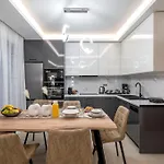 Hodaj Villa *