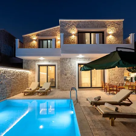 Hodaj Villa *
